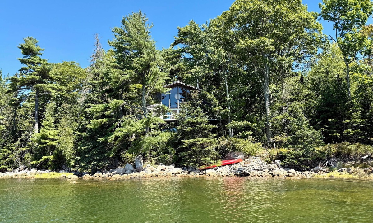 Mount Desert Cottage | Secluded ocean-front on Mount Desert Island, Acadia National Park.
