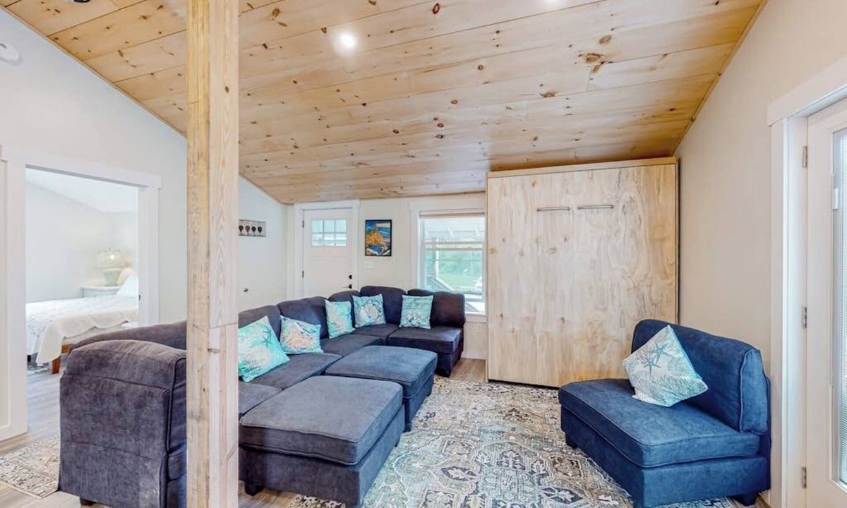 Kennebunk Condo | Shorelands, Unit 44-3 | Condo in Kennebunk with pool and playground access