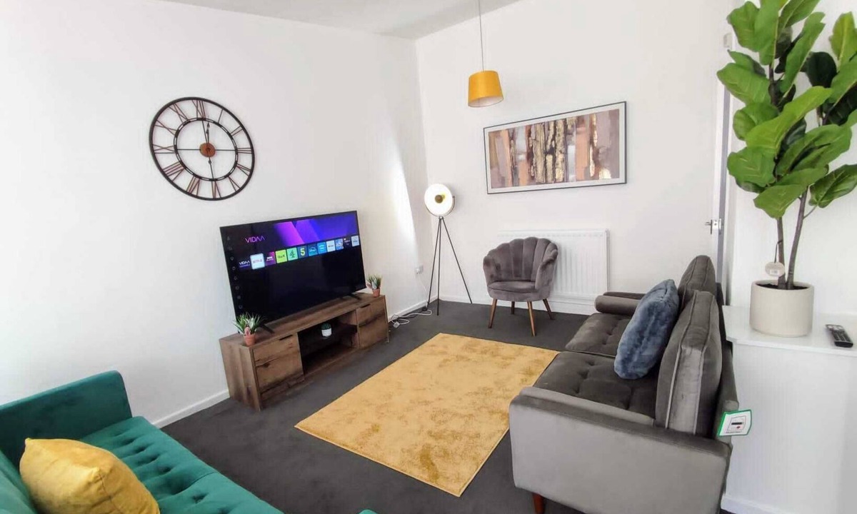 Wallsend Apartment | Sigma Haven, Free Parking