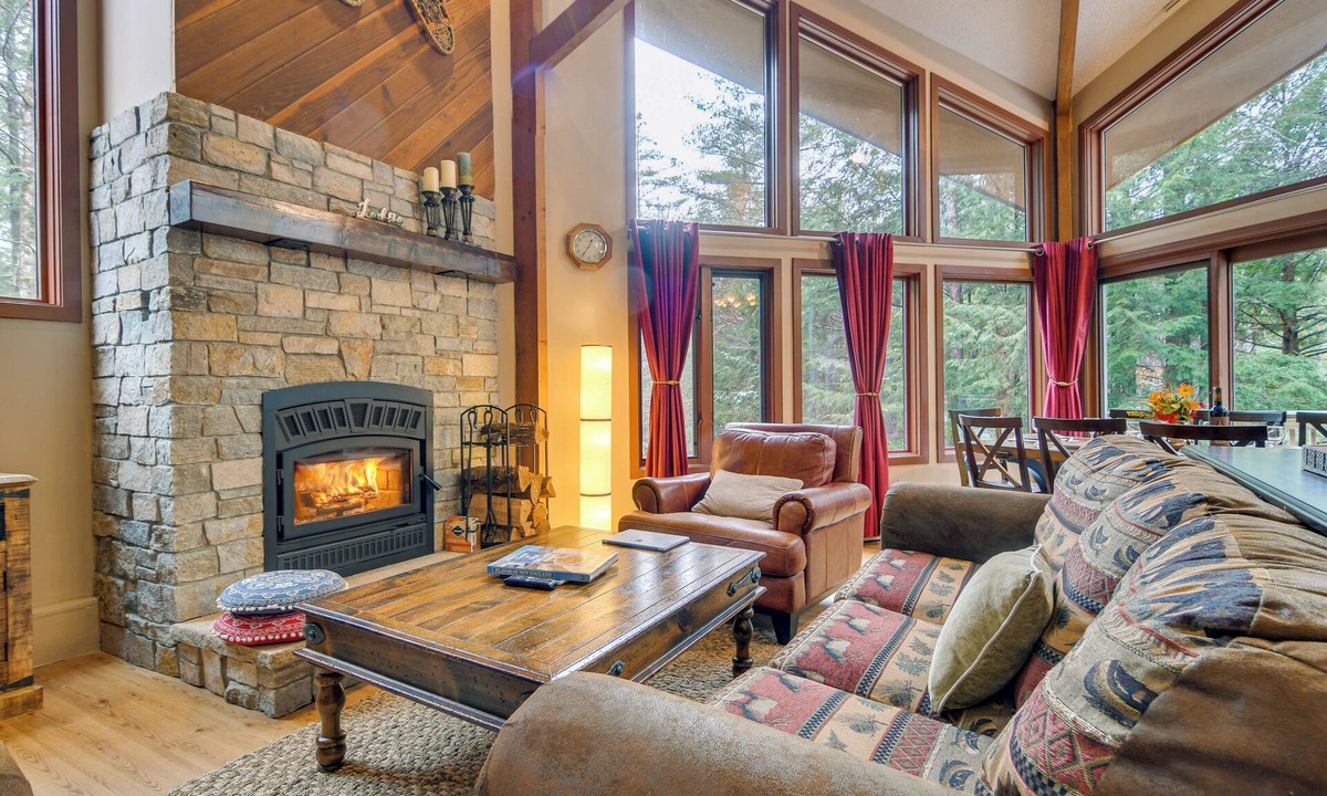 North Conway Cabin | Ski & Golf: Cozy North Conway Mountain Cabin!