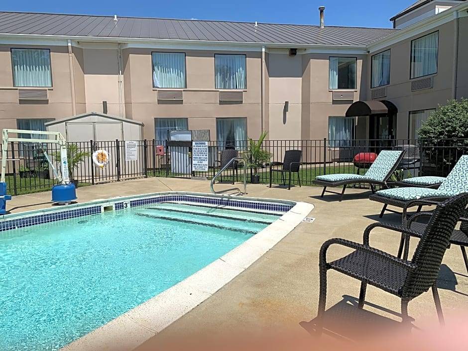 Prestonia Hotel | Sleep Inn Louisville Airport & Expo
