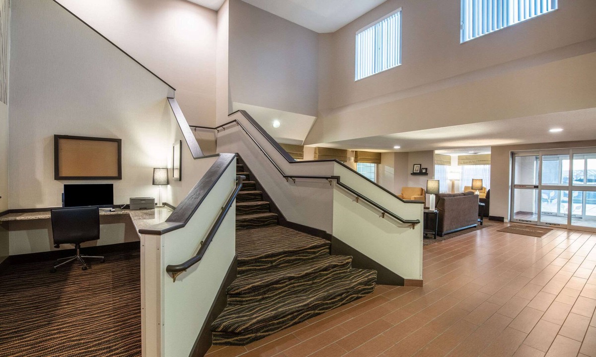 De Pere Hotel | Sleep Inn & Suites Green Bay South