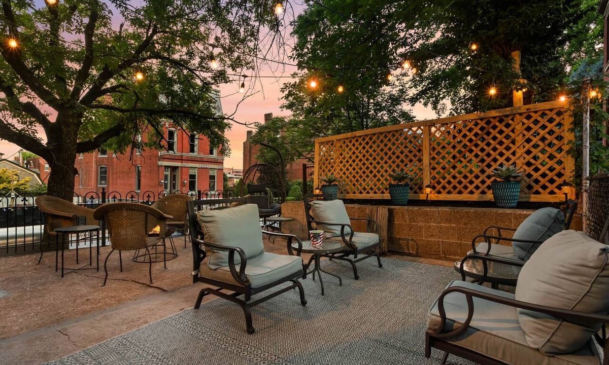Soulard House | Soulard Retreat: Fire Pit, 3 Kings, Near Brewery