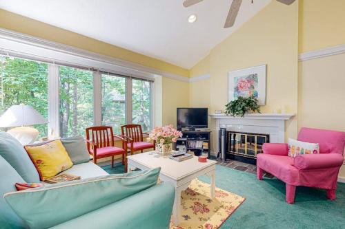 Maple City House | South Village 16