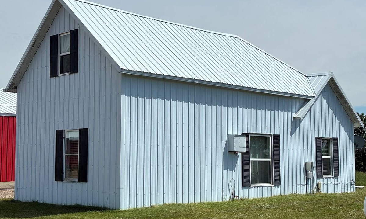 Fallon County Other | Southeast MT Country Guest Retreat