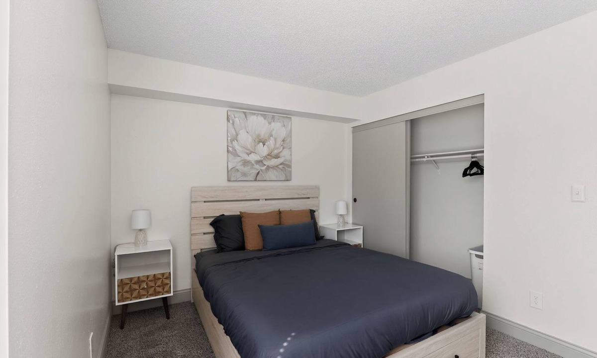 Lenexa Apartment | Spacious 2BR stay with updated interiors
