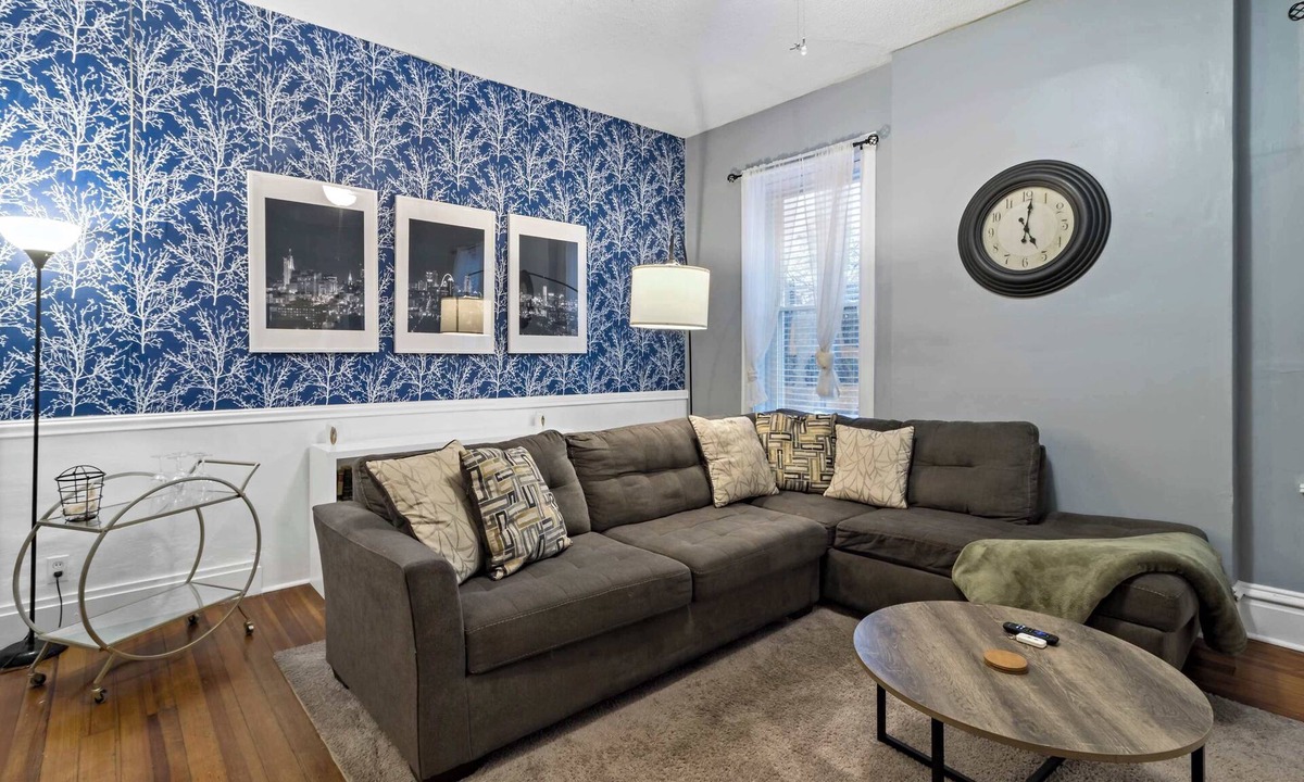 Benton Park Apartment | Spacious 2BR w/Fenced Yard, Office & Fast Wi-Fi, Downtown STL