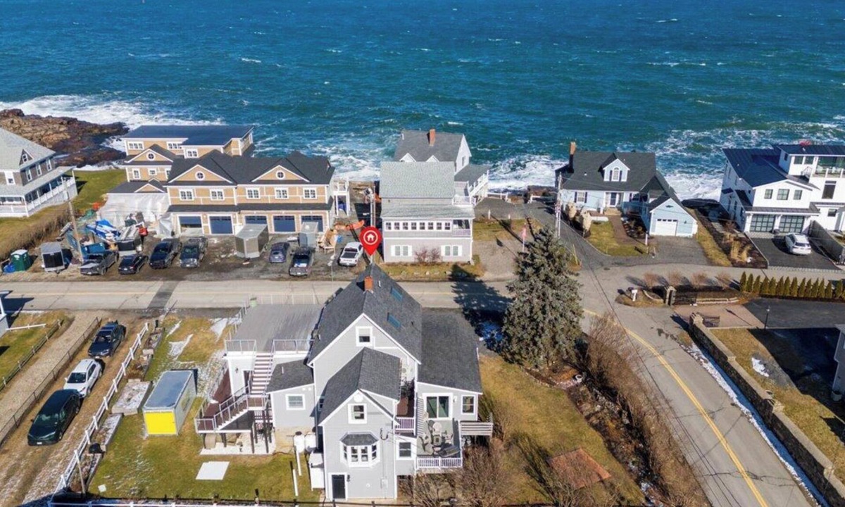 York Beach House | Spacious 6-bedroom house in serene York, Maine, with Central AC