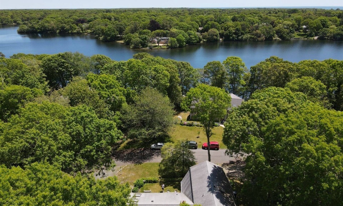 Centerville House | Spacious Family Home w/Beach Pass & Private Pond Access