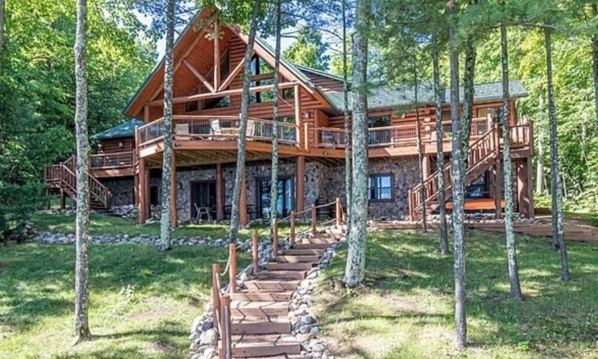 Lac du Flambeau House | Spacious Lakefront Escape on Beautiful White Sand Lake. Minutes from Minocqua