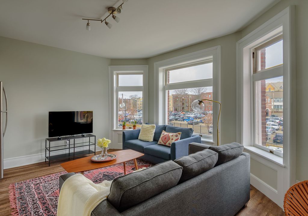 Midtown House | Spacious Midtown Duplex, Close to All!