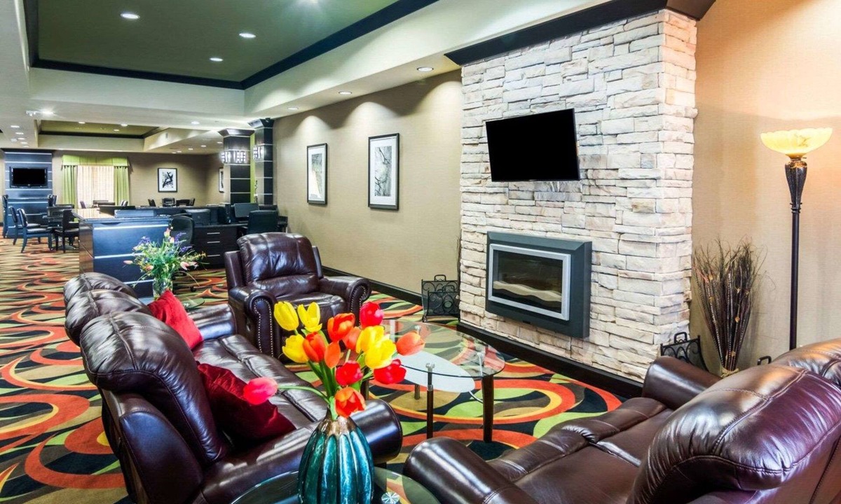 Amarillo Hotel | Spark by Hilton Amarillo Western Plaza