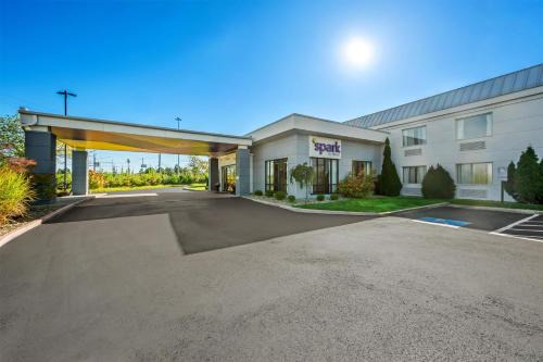 Beachwood Hotel | Spark By Hilton Cleveland Beachwood