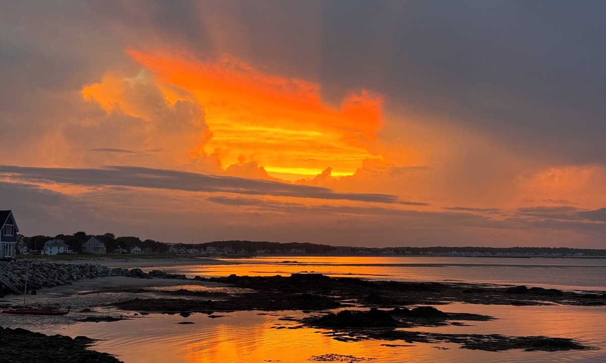 Biddeford Pool House | Sprawling Ocean Views, Island Walks & Unforgettable Maine Memories