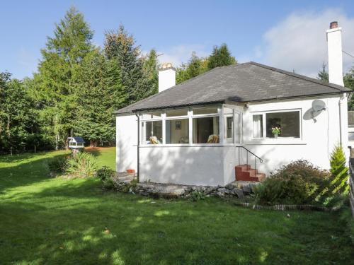 Invershin House | St Aethans