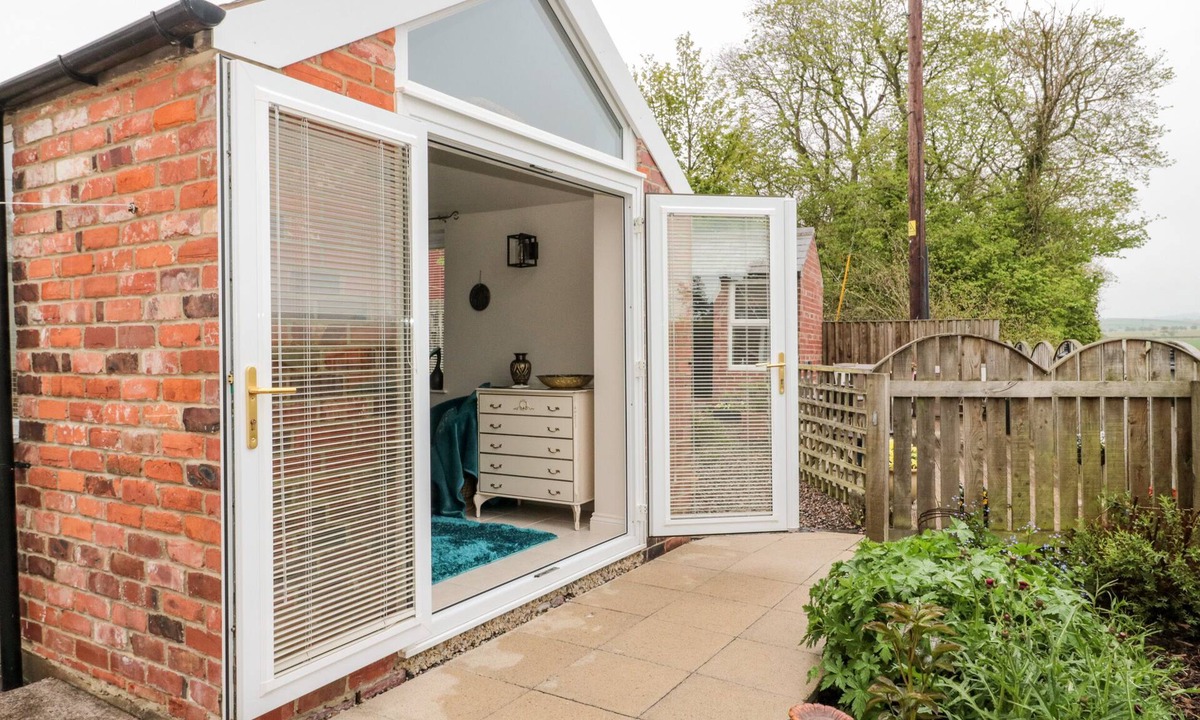 Berwick-upon-Tweed Cottage | St Cuthbert's Cottage