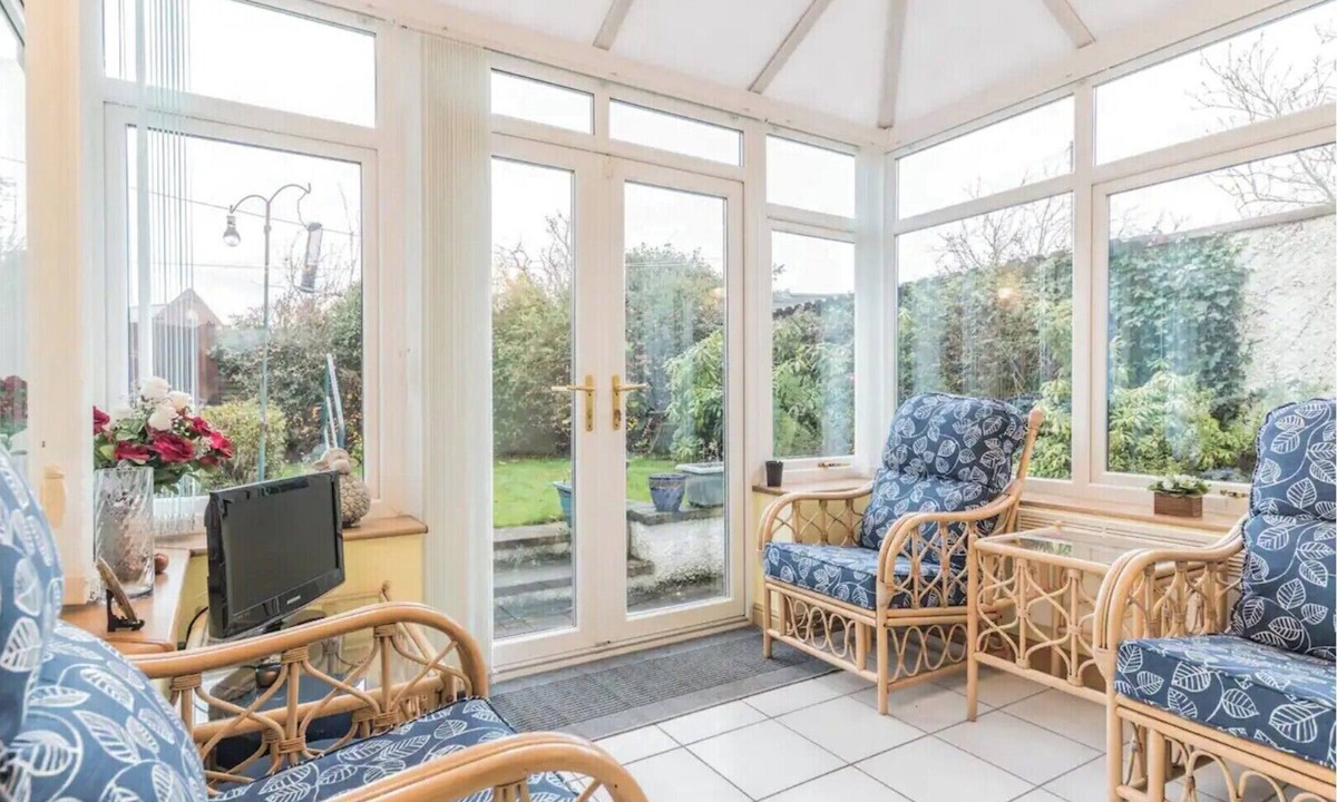 Stanwix Cottage | Stanwix Cottage. Walking distance of park and town