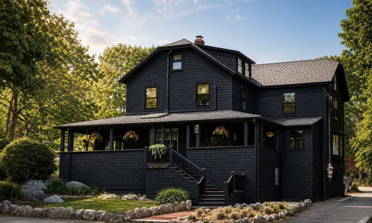 Gloucester House | Stay at Good Harbor Beach