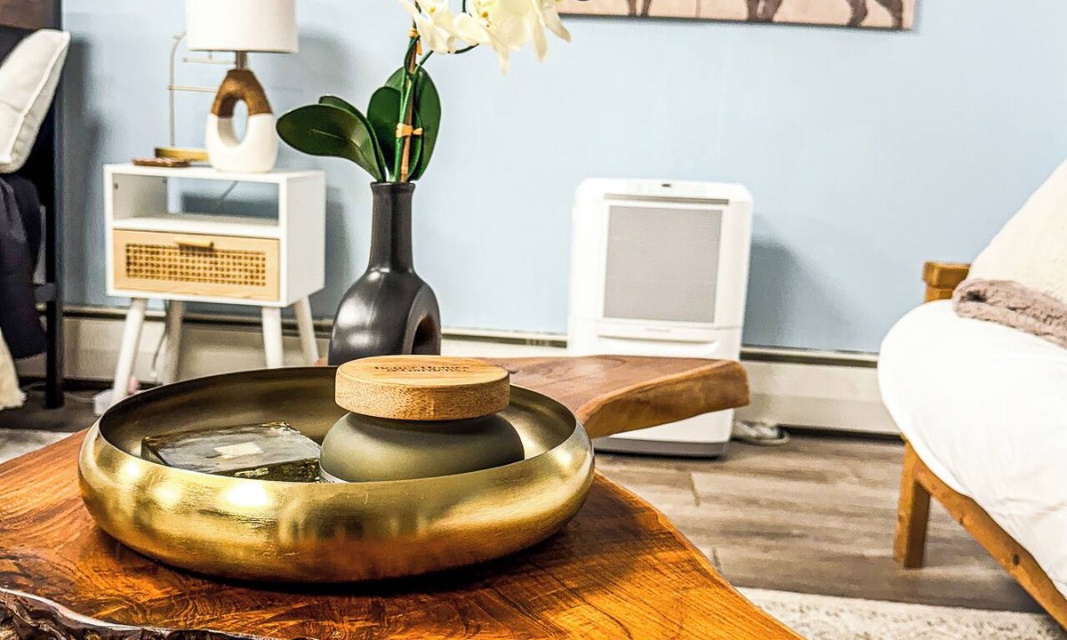 Revere Apartment | Studio Close to Beach, Boston, Logan Airport & Train Station