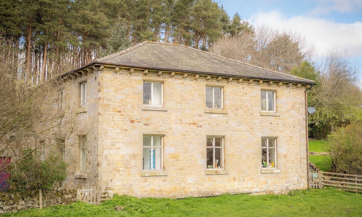 Hallington House | Stunning Converted Church Near Rothbury & Cragside