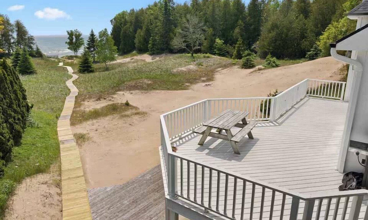 Baileys Harbor House | Stunning Lakefront 5BR 5000 sq ft Dune Alright