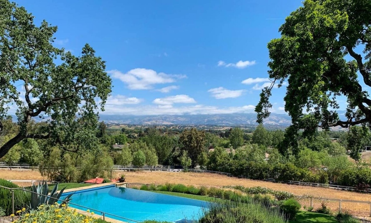 Santa Ynez House | Stunning Spanish Oasis Retreat