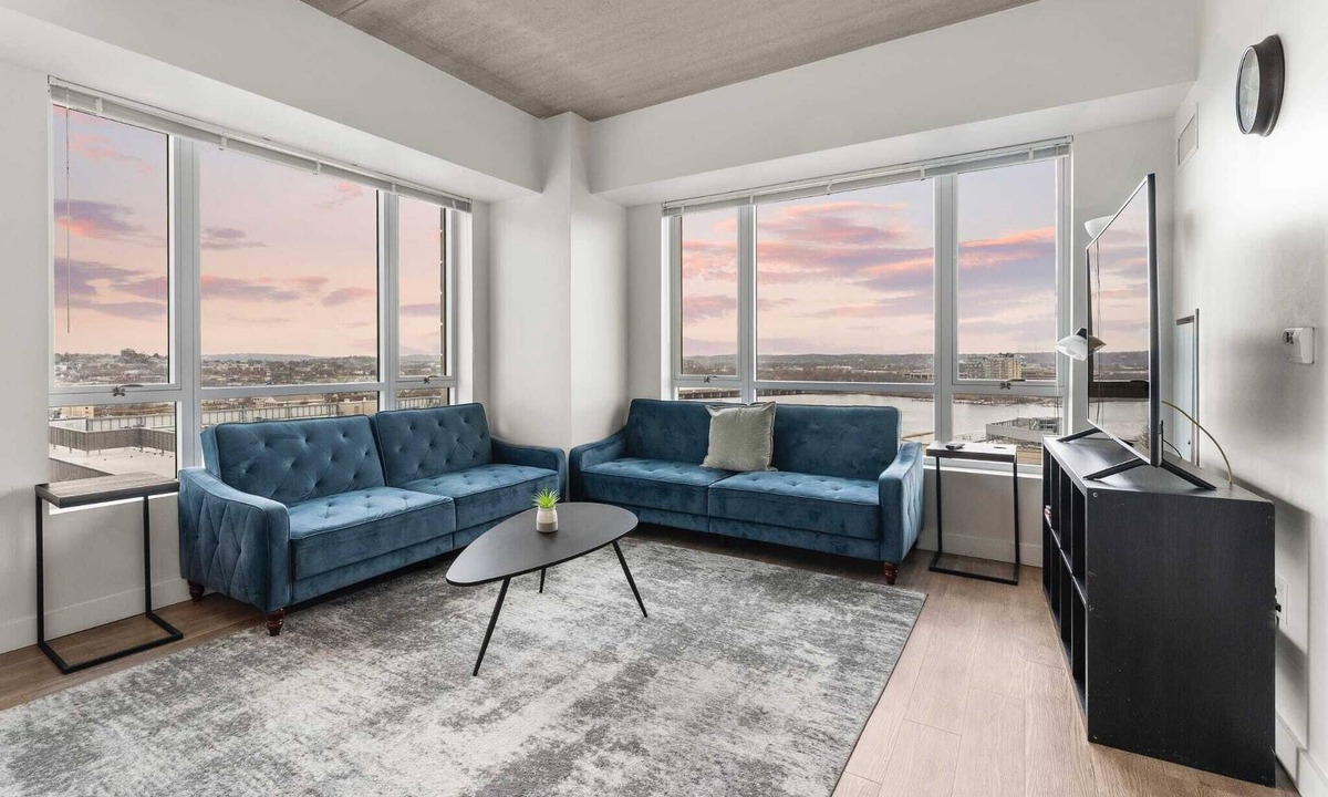 Somerville Apartment | Stunning View 2BR 2BA Condo High-end Building