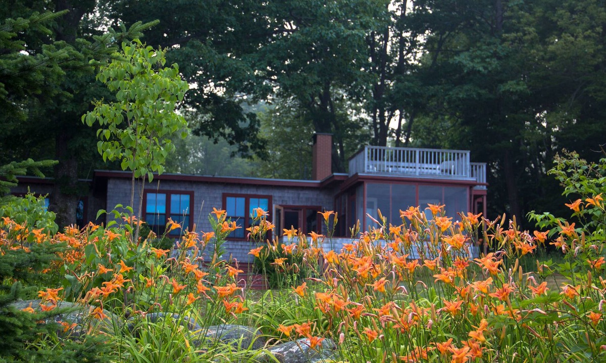 Chebeague Island House | Stunning views and comfort complete your ultimate Maine island vacation getaway.