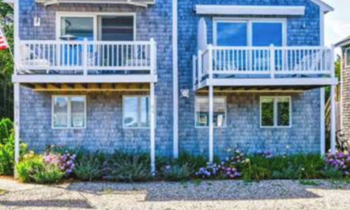 Provincetown Condo | Stunning West End Condo with 2 bedrooms , large backyard and views of the bay
