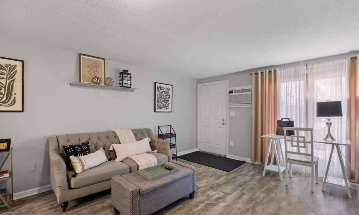 Dover Condo | Stylish 1st Flr 1Bed Condo-Close to Downtown Dover