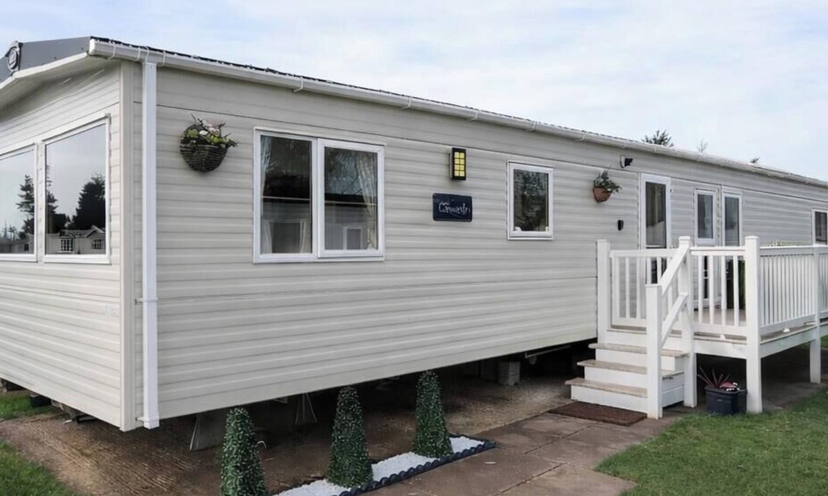 Prestonpans House | Stylish Coastal Caravan | Seton Sands | Sleeps 6 | Near Edinburgh