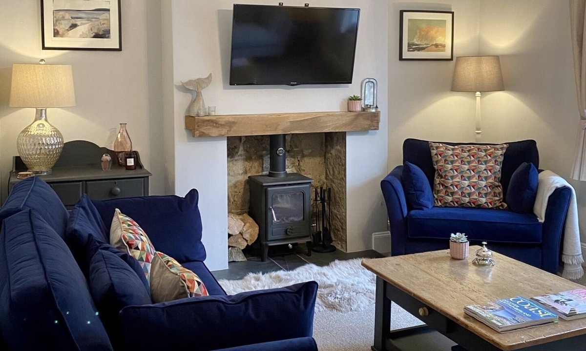 Amble House | Stylish Victorian Terraced Cottage Renovated 2021.