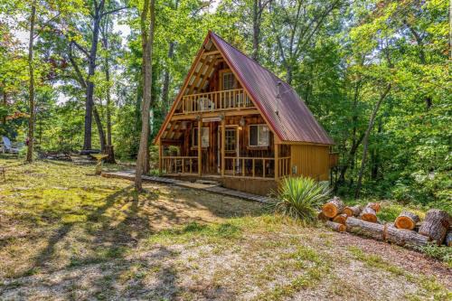 Wellington House | Sugar Shack - Cave Run Lake OR Red River Gorge KY