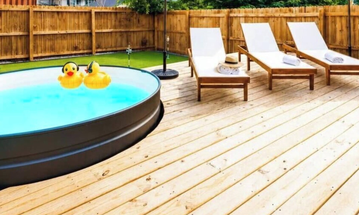 Talbot's Corner House | Summer pool, hot tub, game room escape near Broadway and Nissan Stadium