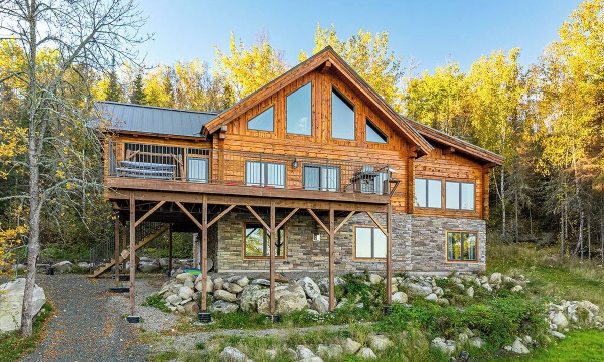 Crane Lake Cabin | Sunset Cove Retreat - private bay in Crane Lake with year-round availability!