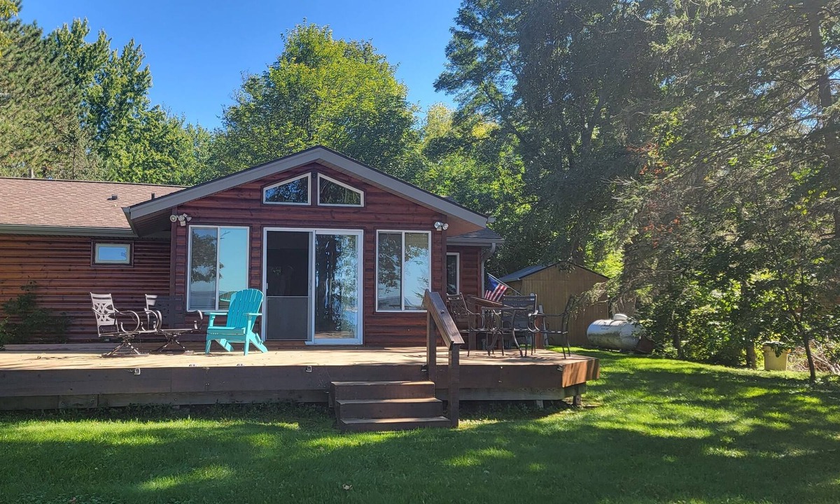 Isle Cabin | Sunset Shores - Lake Front with Dock @ Mille Lacs