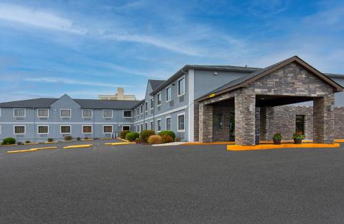 Somerset Hotel | Super 8 by Wyndham Somerset