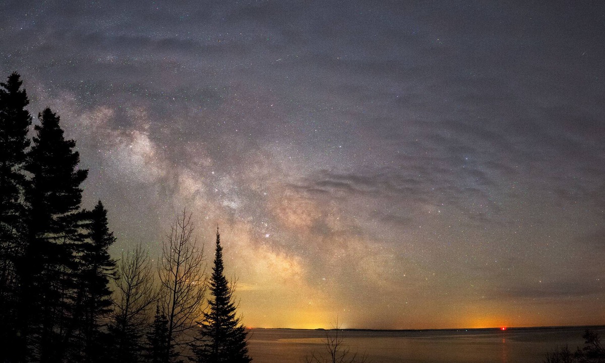 Gay House | Take in Lake Superior breathtaking views! Centrally located with a Sauna and A/C
