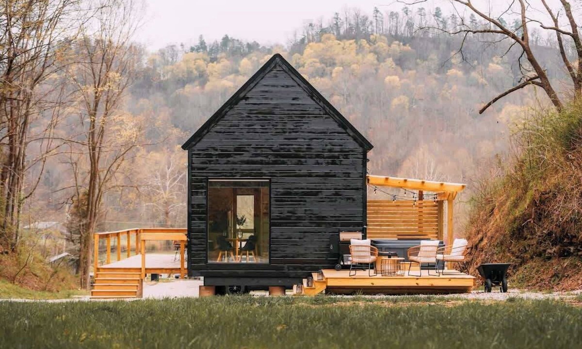 Frenchburg Cabin | Tall Stüga at Lush Hollow