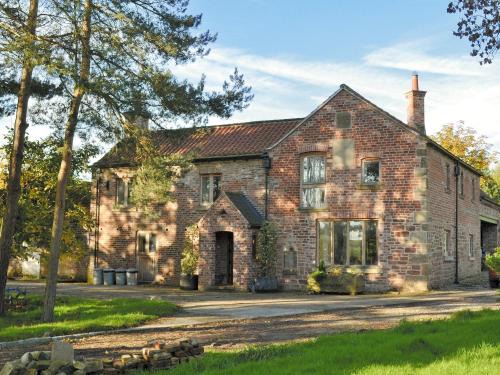 Darlington House | The Ashes