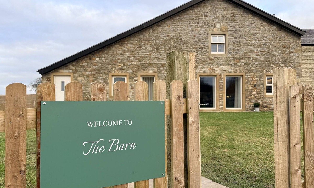 Fourstones Near Bentham Cottage | THE BARN, pet friendly, character holiday cottage in Settle