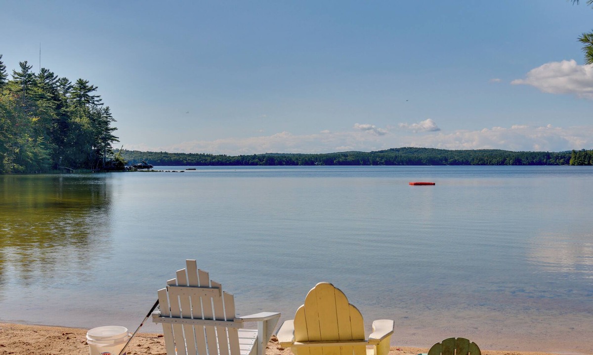Raymond Cabin | 'The Birches' Raymond Getaway w/Beach & Boat Dock