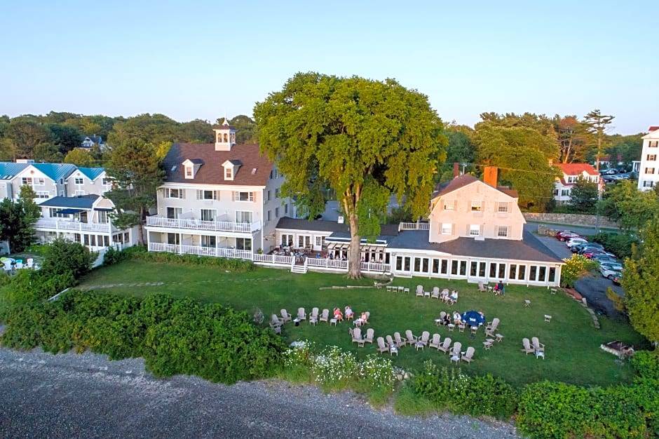Kennebunkport Hotel | The Breakwater Inn and Spa