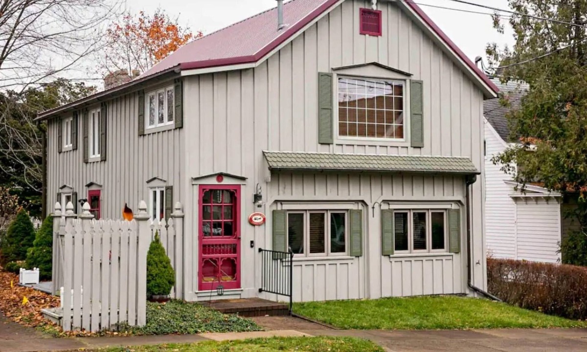 Hammondsport House | The Carriage House in Hammondsport NY