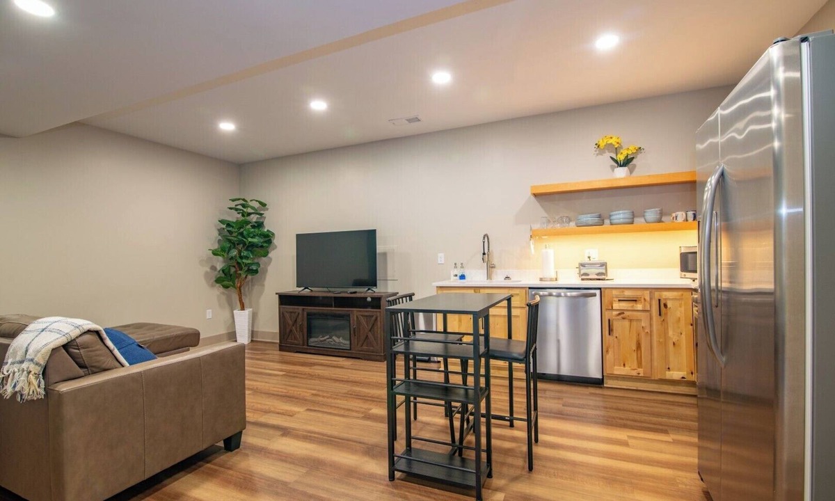 Elizabethtown House | The Elizabethtown Hideaway