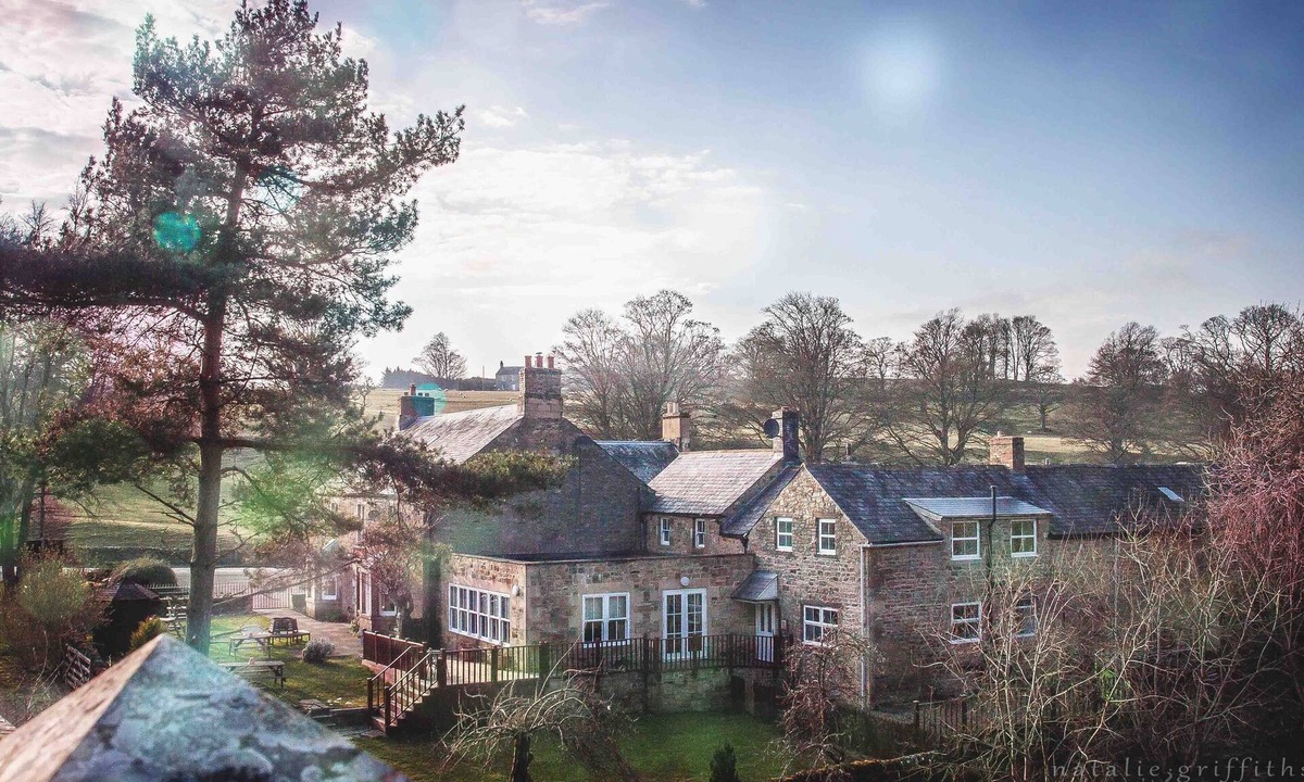 Whitfield Hotel | The Elks Head – Whitfield