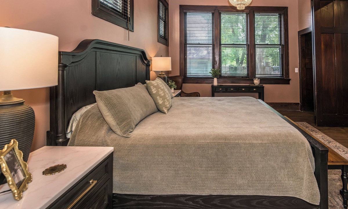 Old Northside House | The Estuary Indy - Your Private Sanctuary!