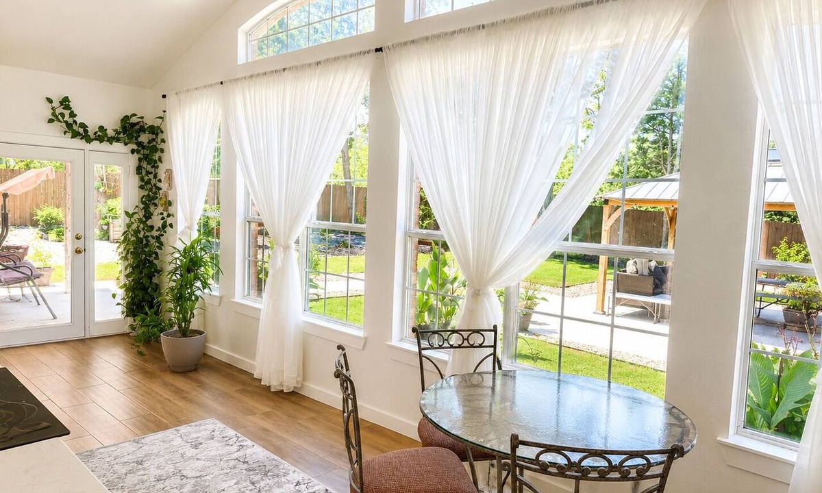 Edmond House | The Garden Retreat