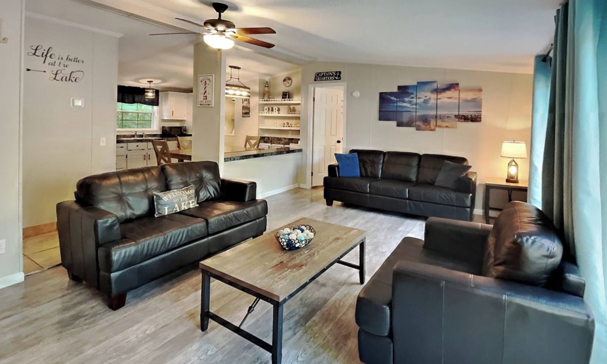 Put-in-Bay House | The Gathering Place You've Needed | 10 ppl | IC27