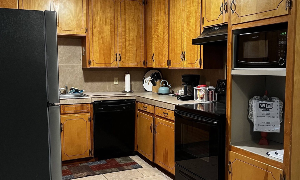 Castro County House | The Guest Cottage